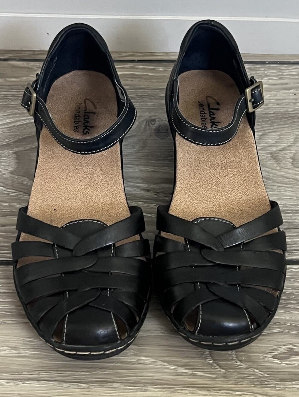 Clarks Bendables Wendy Land Black Leather Closed Toe Wedge Womens 7 Sandals